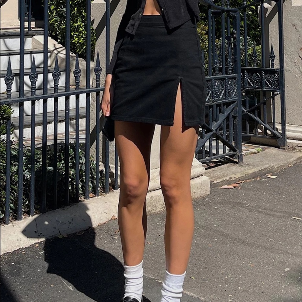 The Lola mini skirt💜